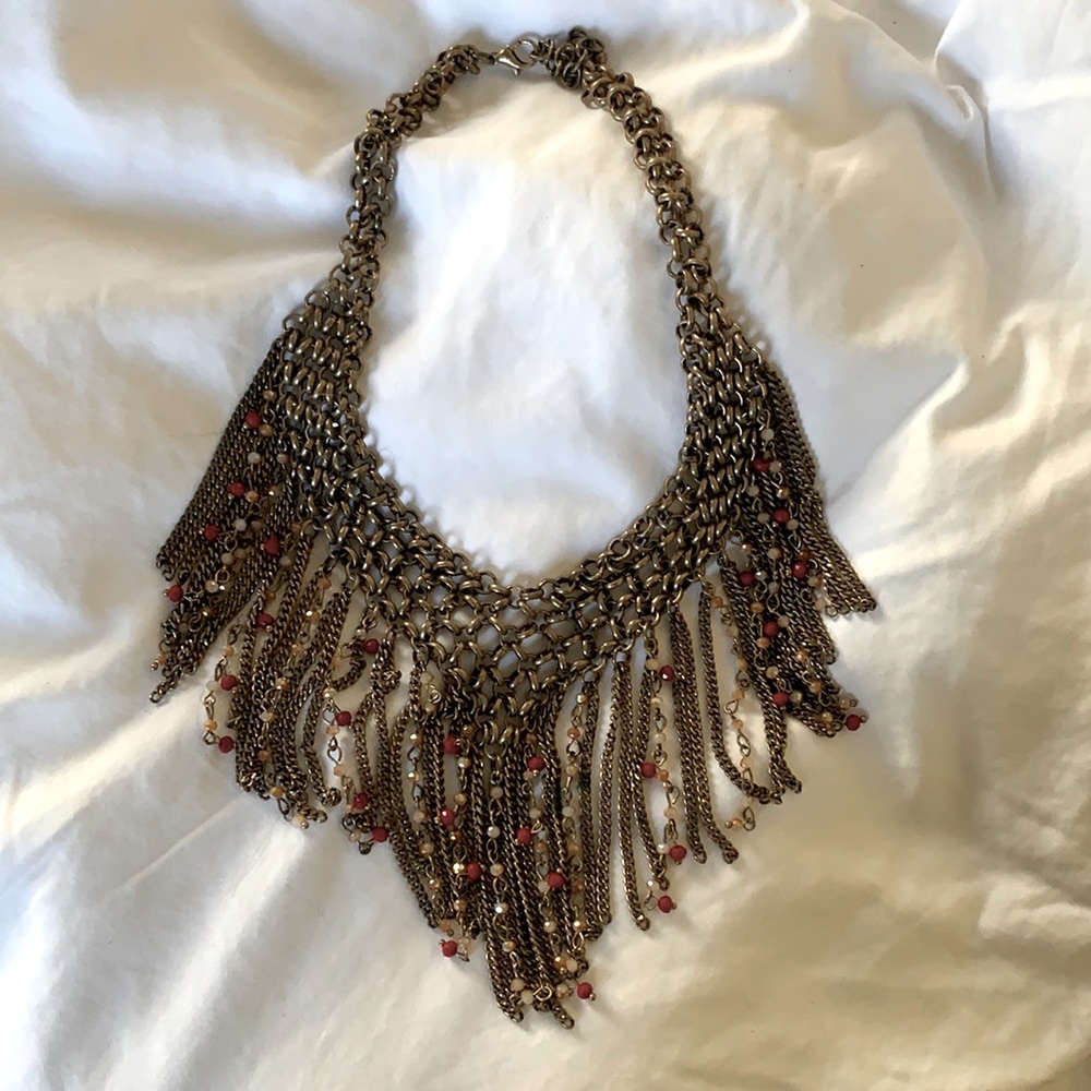 Francesca‘s statement necklace